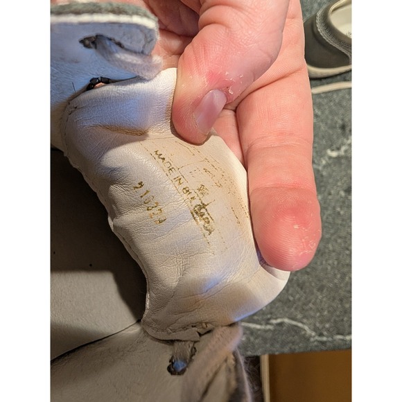 Josef Seibel Women's Gray Leather Perforated Lace Up Sneakers Size 39 - Picture 7 of 7